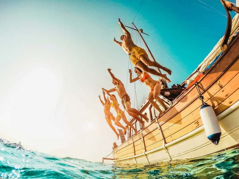 Amalfi Coast: Boat and Snorkeling Tour with Fruit & Drinks - Conca dei Marini: a swim stop and refreshments