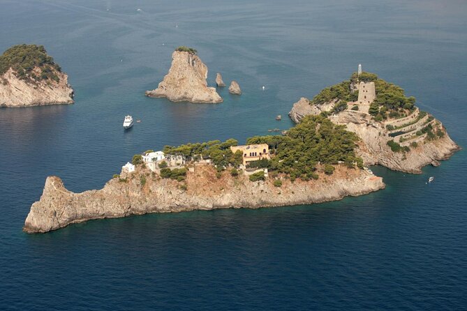 Amalfi Coast Boat Tour from Sorrento with Positano Visit - At a glance