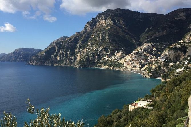 Amalfi Coast Day Tour from Sorrento with Light Lunch and Wine - Should you book it?