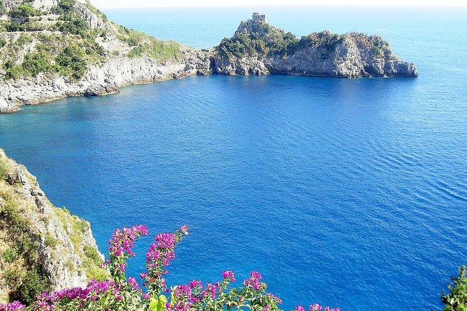 Amalfi Coast Private Boat Tour from Positano, Praiano or Amalfi - Along the cliffs toward the Emerald Grotto