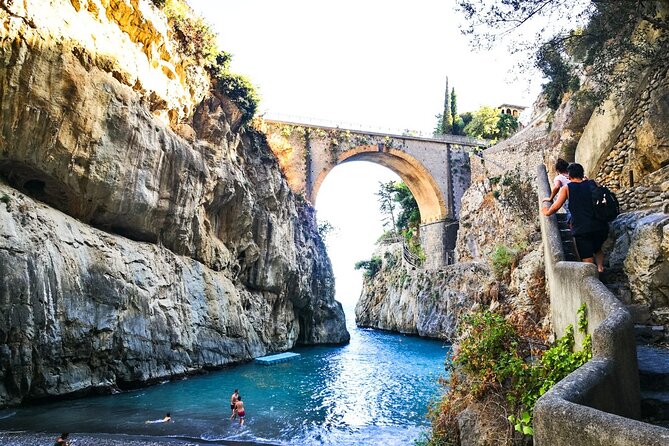 Amalfi Coast Small Group Day Boat Tour with Limoncello Onboard - Swimming, snacks and what the fare covers