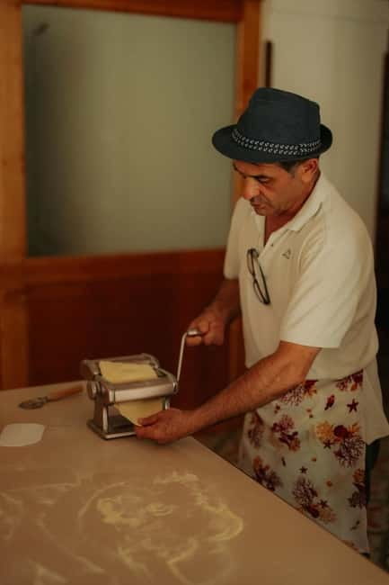 Amalfi: Cooking Class with Pasta, Mozzarella, and Tiramisù - Should you book it?