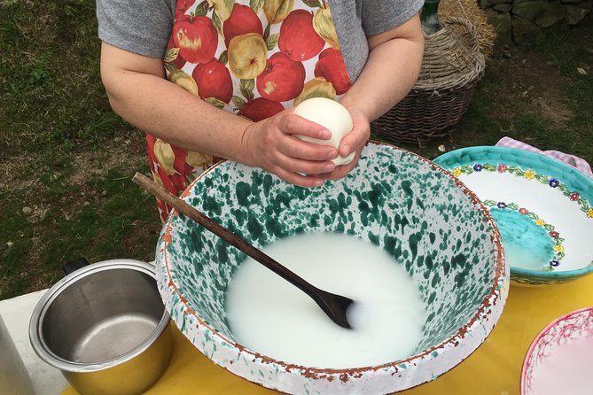Authentic Farm Tour with Pizza, Cheese, Wine & Limoncello Tasting - A welcome drink and a walk through the farm