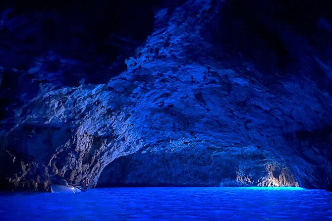 Boat Tour in Capri Italy - Swim stops, towels, and the small-boat feel