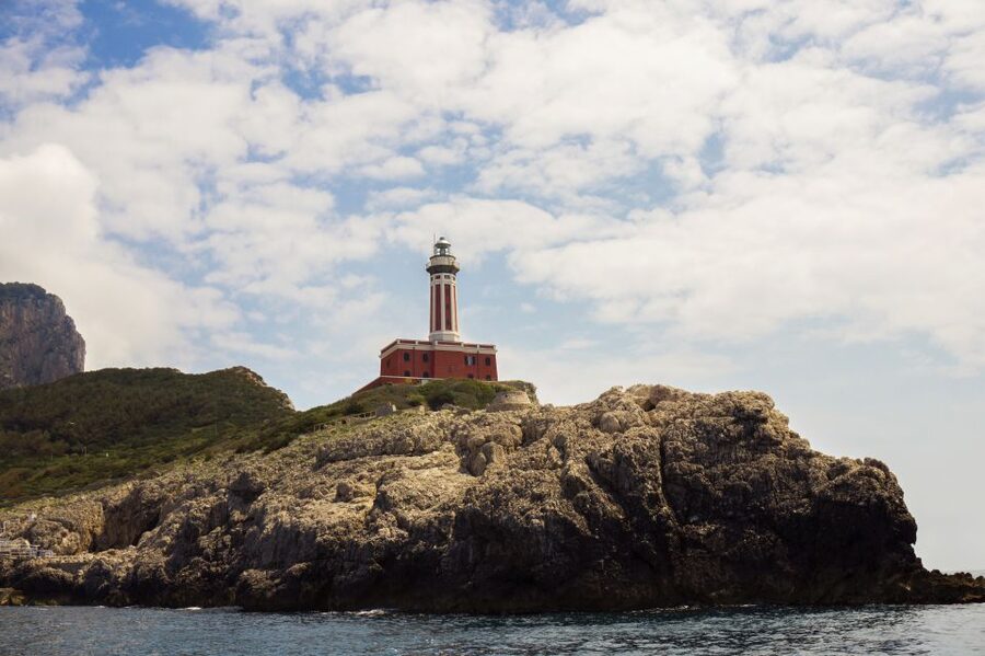 Capri: 2-Hour Boat Tour with Happy Hour - Capri’s coastline makes more sense from the water