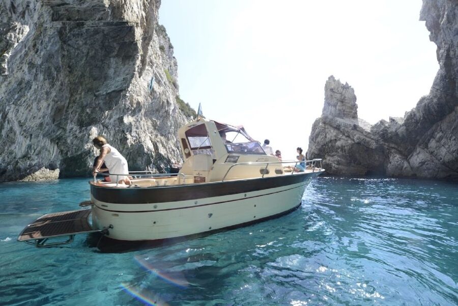 Capri: 2-Hour Boat Tour with Happy Hour - Is $105 good value for two hours?