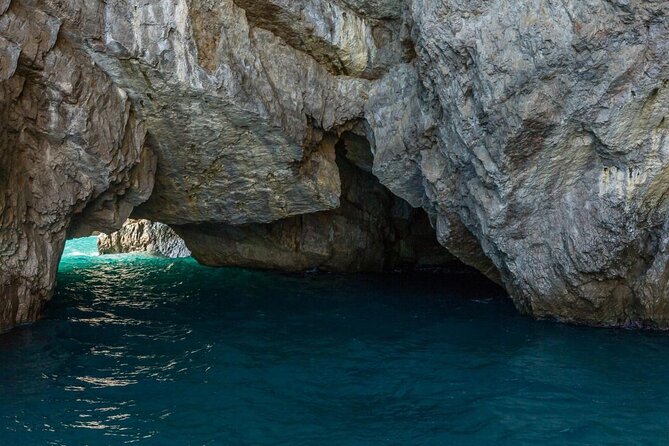 Capri Boat Tour from Sorrento with Limoncello - Sorrento’s coast sets the scene
