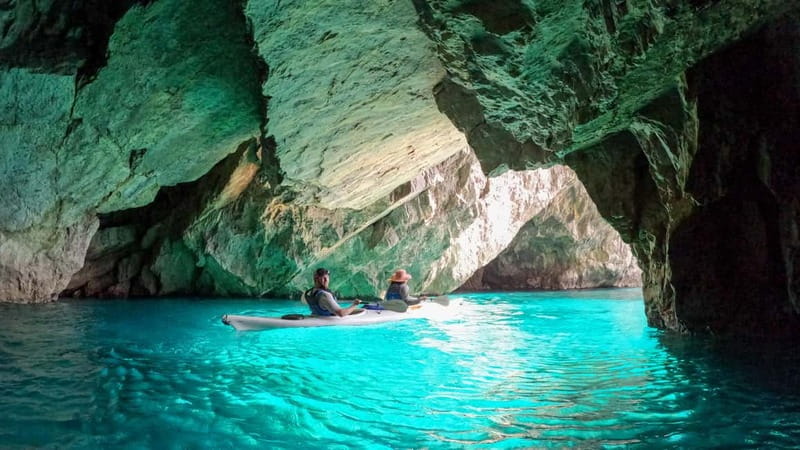 Capri: Caves and Beaches Kayaking Tour with GoPro Photos - Weather, waves, and practical planning