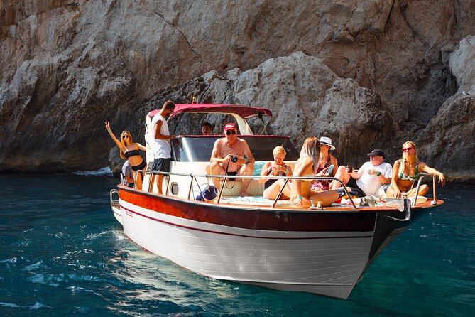 Capri Guided Boat Experience with Island Exploration and Transfer - Four hours ashore at Marina Piccola