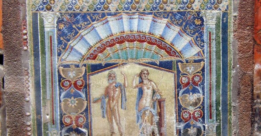 Ercolano: Herculaneum Skip-the-Line Ticket & Audio Guide - Why Herculaneum rewards a slower walk
