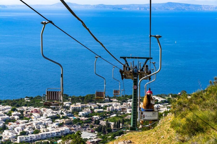 From Naples: Capri, Anacapri, and Blue Grotto Full-Day Trip - Why the guided day trip makes sense