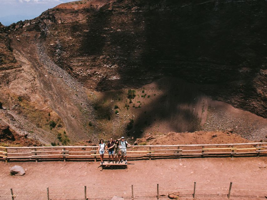 From Pompeii: Bus Transfer to Vesuvius with Park Entry Fee - FAQ