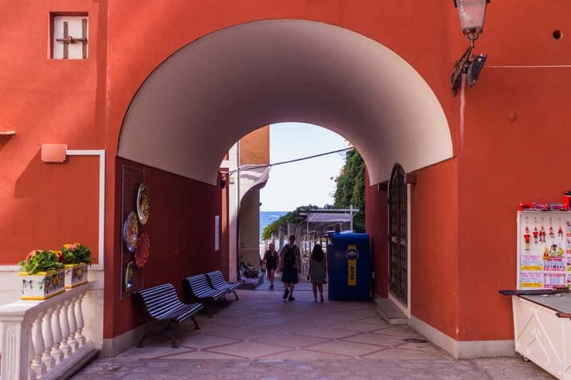 From Pompeii/Vico Equense: Amalfi, Positano, & Ravello Tour - Ravello and Villa Rufolo, if you add the minibus