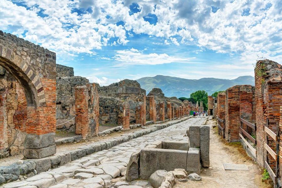 From Rome: Pompeii, Positano and Amalfi Full-Day Tour - A big day from Rome, with three very different stops
