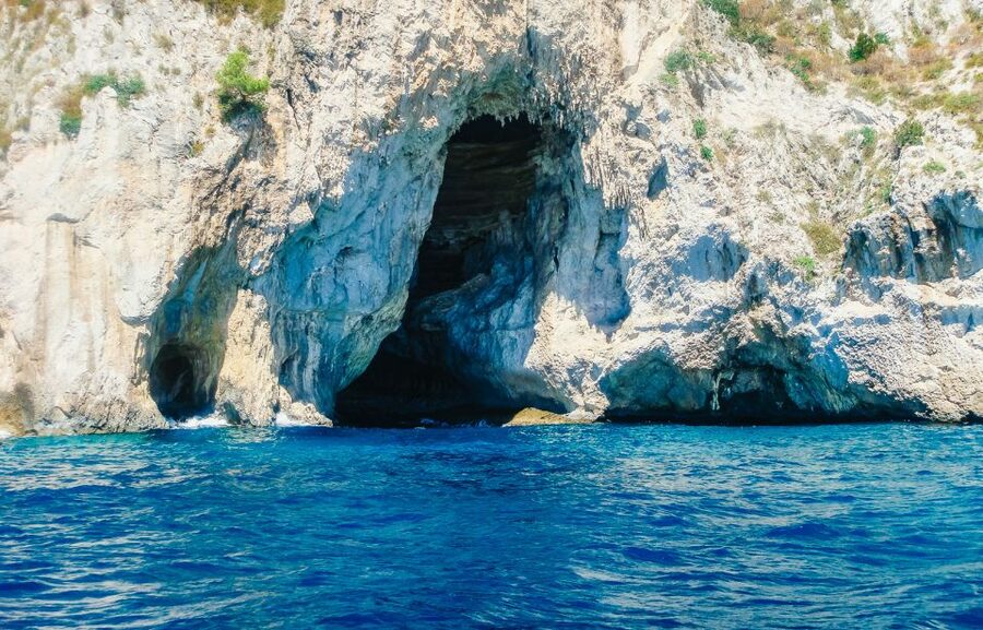 From Sorrento: Capri Guided Boat Tour - Snacks, drinks, and the return to Sorrento