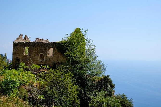 Guided Day Hike on the Path of the Gods with Sorrento Transfer - The shepherd’s stop adds a local note
