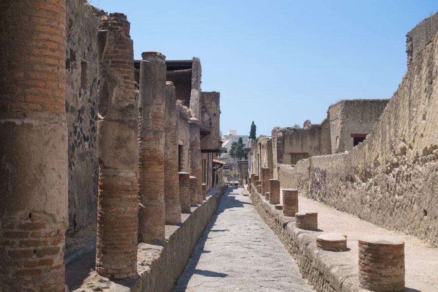 Herculaneum 2-Hour Private Guided Tour - Why Herculaneum rewards a closer look