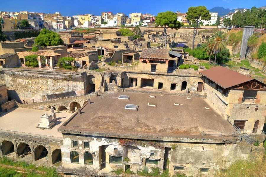 Herculaneum 2-Hour Private Guided Tour - Meeting your guide at the archaeological site
