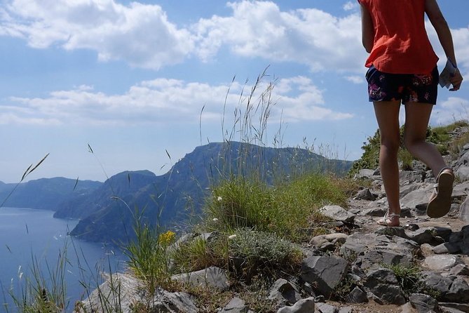 Hiking the Path of the Gods with Enzo: Amalfi Coast Adventure - Who should book this hike?