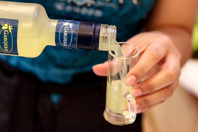Olive oil tasting in Sorrento - The shop: useful souvenirs, with a sales element