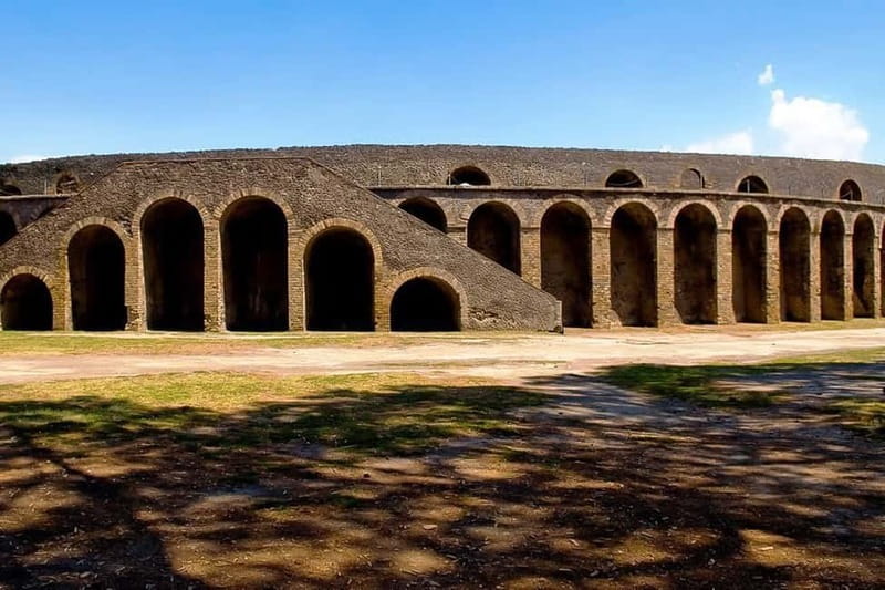 Pompei: Pompeii Private Tour - Pompeii makes more sense with a guide