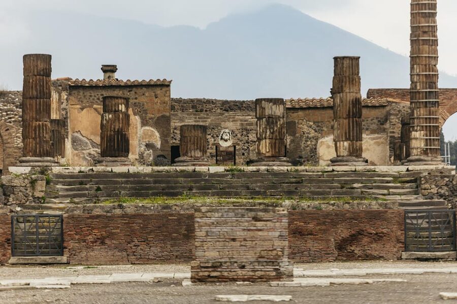 Pompeii: Afternoon to Sunset Guided Tour with Ticket - The Thermal Baths and public life