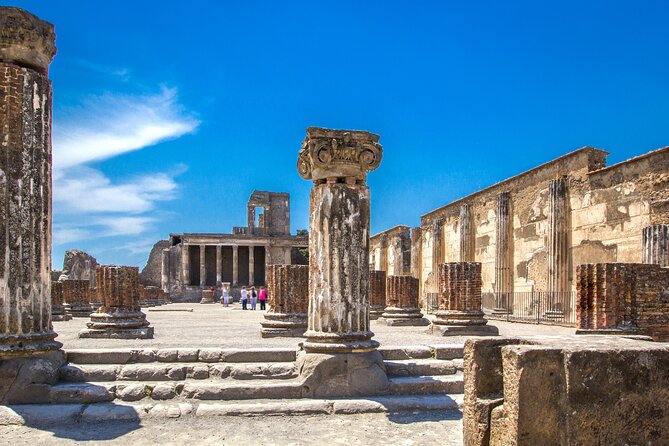 Pompeii and Herculaneum Small Group Tour with an Archaeologist - Lunch is a short pause, not a meal plan