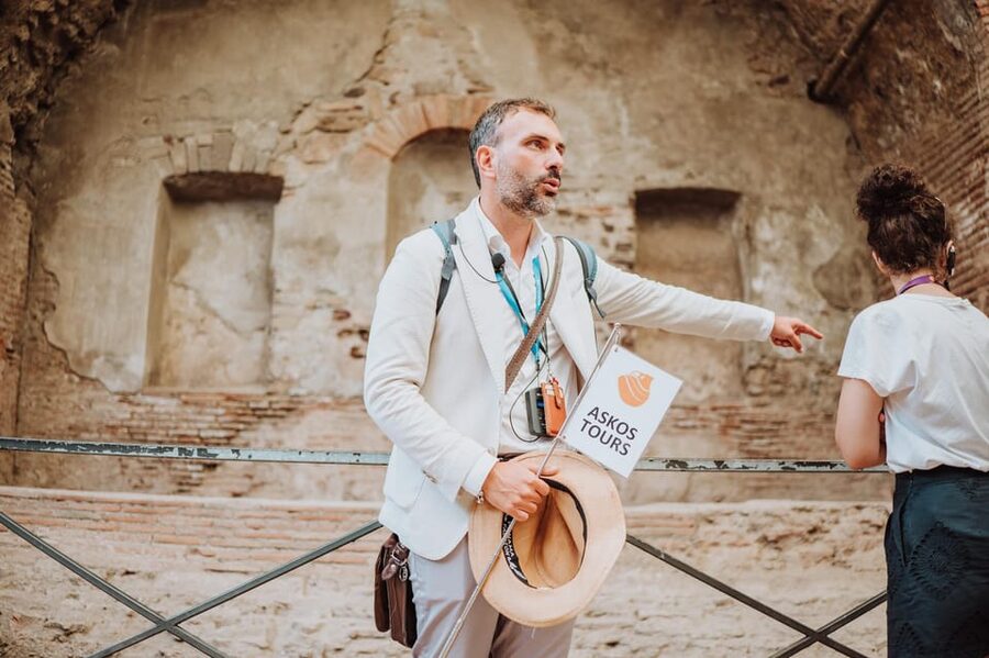 Pompeii: Entry Ticket and Guided Tour with an Archaeologist - Who will get the most from this tour?