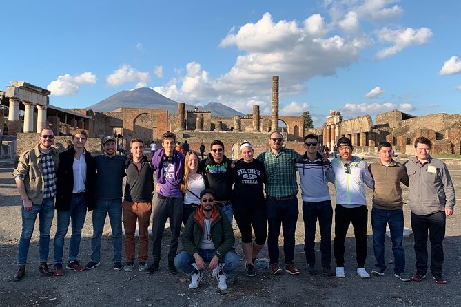 PompeiI Exclusive Tour with your Archaeologist in a Small Group - Why an archaeology guide changes the visit