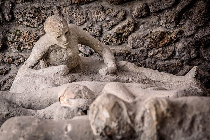 PompeiI Exclusive Tour with your Archaeologist in a Small Group - The price, tickets, and practical planning