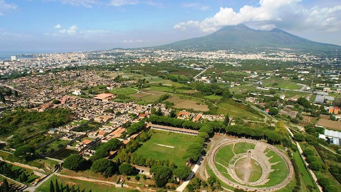 Pompeii Guided Group Tour with Entry Ticket and Archaeologist - Starting at Porta Marina Superiore and the Forum