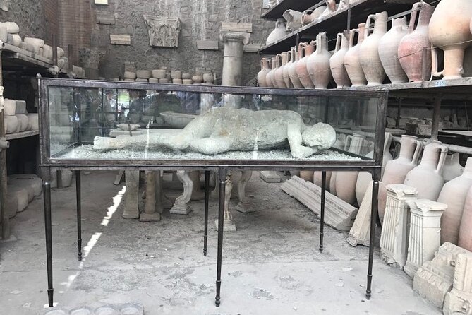 Pompeii: Guided Small Group Tour Max 6 People with Private Option - Six People Changes the Feel of the Visit