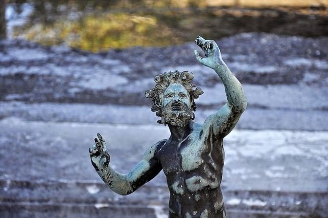 Pompeii: Guided Small Group Tour Max 6 People with Private Option - Roman Homes, Street by Street