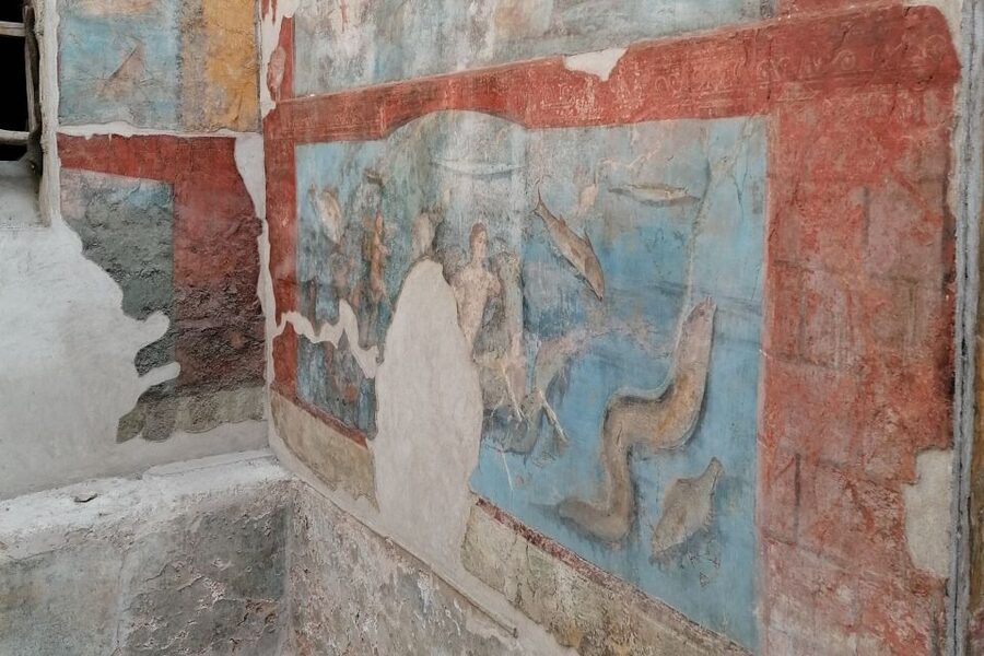 Pompeii: Guided Tour with Archaeologist with max. 12 People - Roman shops, bakeries and the Lupanare