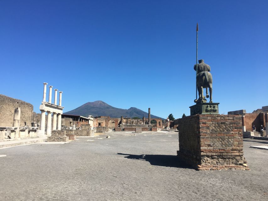 Pompeii: Guided Tour with Archaeologist with max. 12 People - Should you book this Pompeii tour?