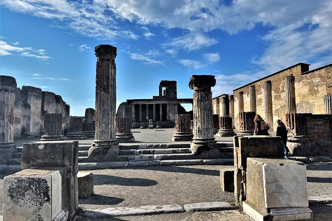 Pompeii: Guided Tour with Skip-the-Line Entry - Why Pompeii Makes More Sense With a Guide