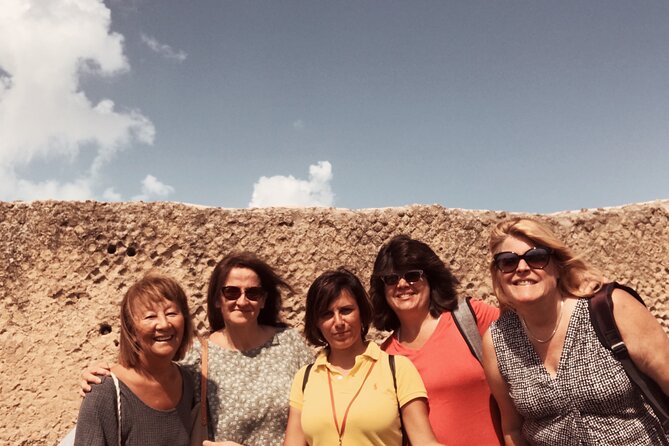 Pompeii Private Tour with an Archaeologist and Skip The Line - 3 hours - Homes, mosaics, and the famous Cave Canem