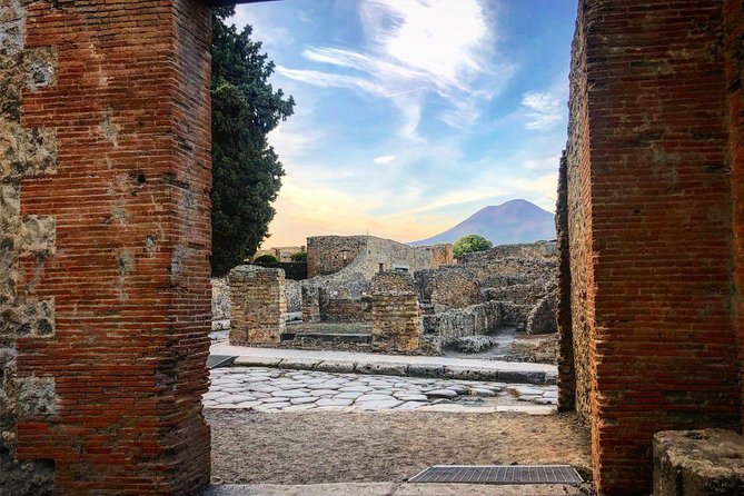 Pompeii Skip-the-Line Entry Small Group Guided Tour - Who should book this Pompeii walk?