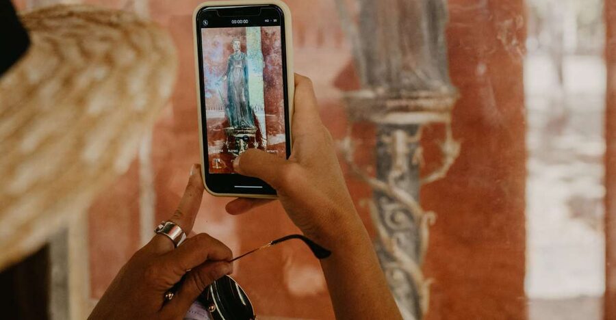 Pompeii: Skip-the-Line Entry Ticket with Digital Guide App - Making sense of the smartphone guide