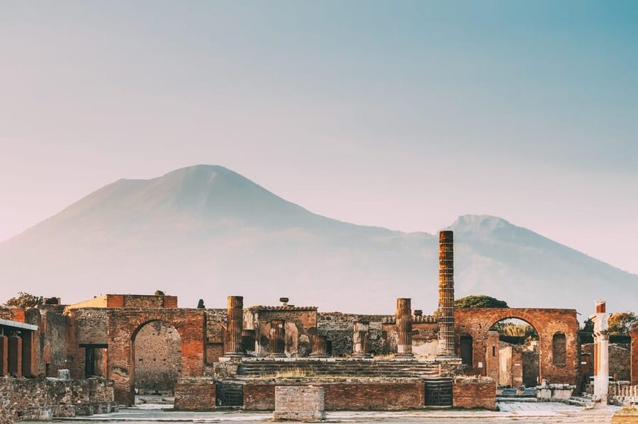 Pompeii: Skip-the-Line Guided Tour - The House of the Faun and Pompeian homes