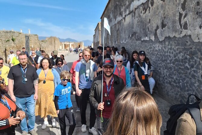 Pompeii small group tour with skip-the-line entrance included - Who will get the most from this tour?
