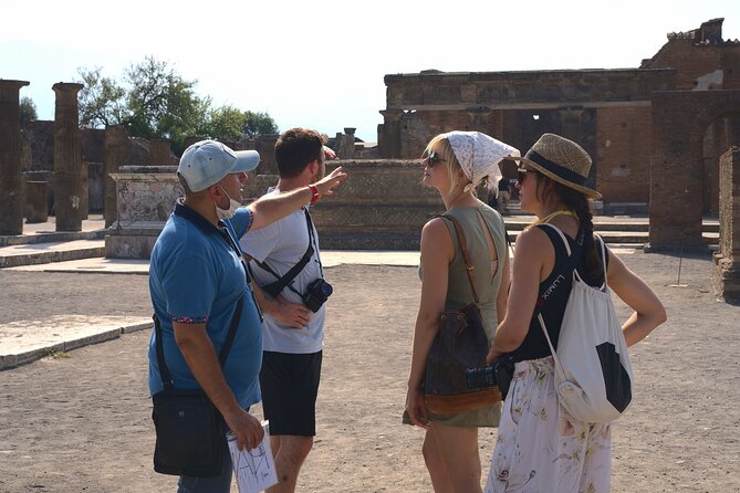 Pompeii Tour & Lunch with Wine Tasting Experience - Group size, timing, and practical details