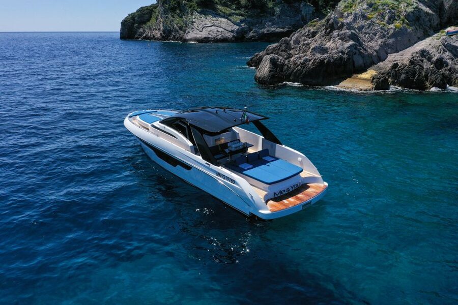 Positano: Shared Sunset Cruise - Sea conditions and comfort