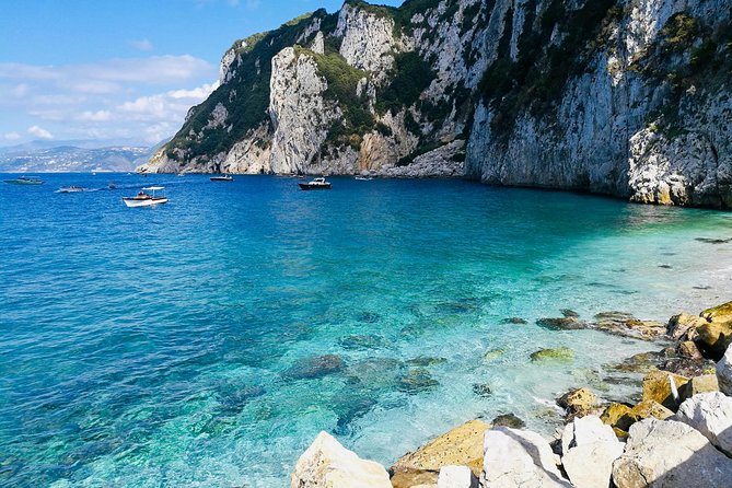 Private Island of Capri by Boat - Two hours or three?