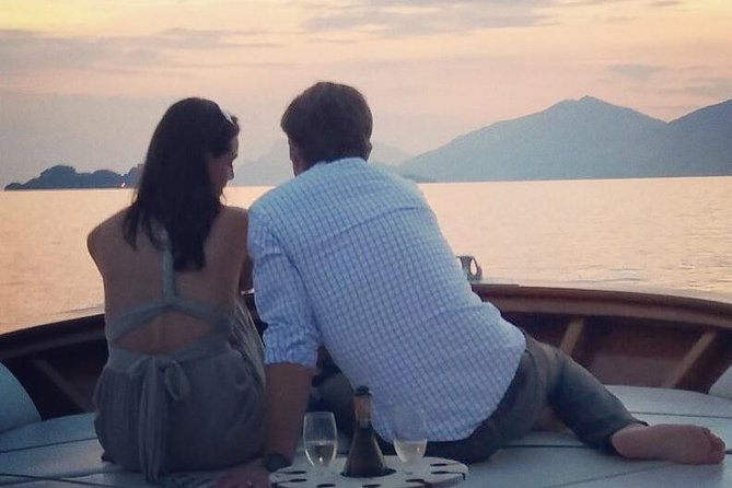 Private Sunset Cruise with Prosecco Onboard - What the 90-minute route can include