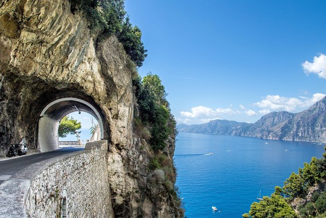 Scooter rental on the Amalfi Coast - A strong rating, with a practical caveat
