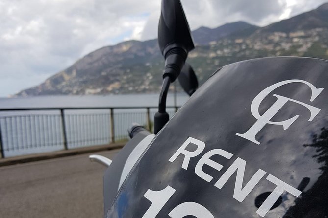 Scooter rental on the Amalfi Coast - FAQ