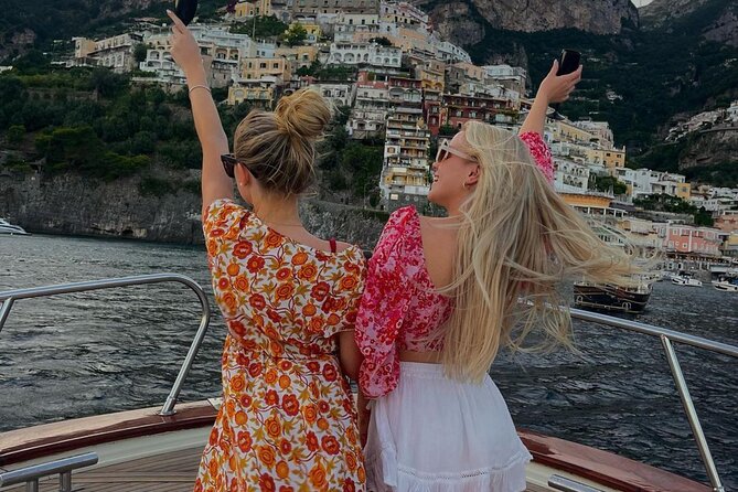 Shared Sunset Cruise from Positano with Drinks & Snacks 1.5-Hour - Who will enjoy this cruise most