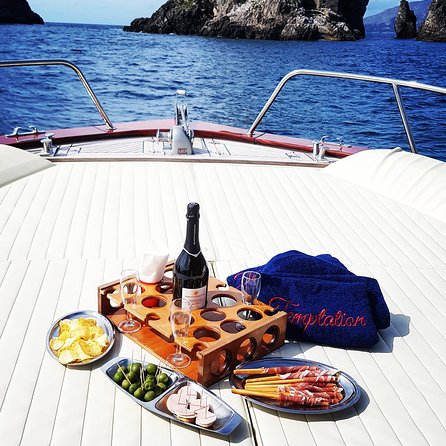 Small Group Boat Tour: Day Cruise from Sorrento to Capri - Practical details before you book