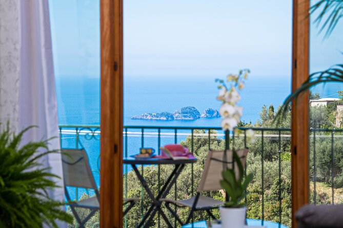 Small-Group Cooking Class in Positano: Gnocchi, Tiramisù & Drinks - The useful details at a glance